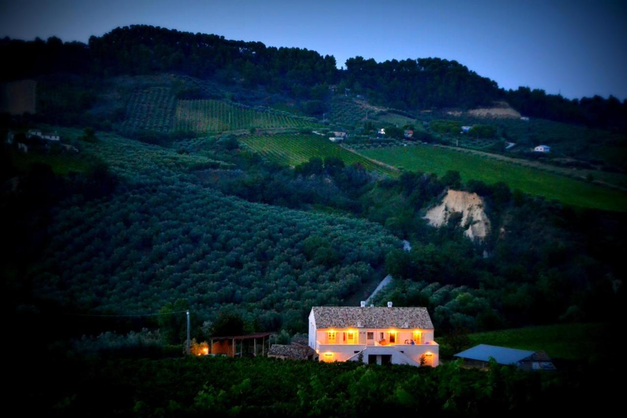 B&B Casale Fonte Vecchia Monteprandone Dış mekan fotoğraf